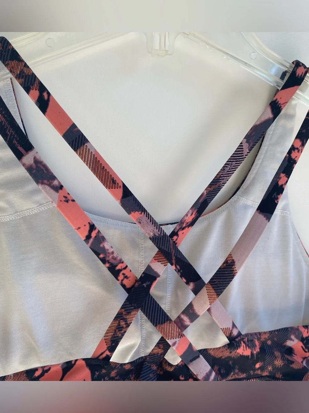 Lululemon strappy yoga sports bra Energy Nulux alpine white multi print XXS XS
